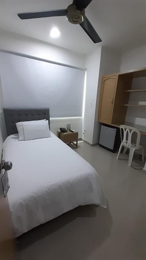 Onoma Hotel Lorica المظهر الخارجي الصورة